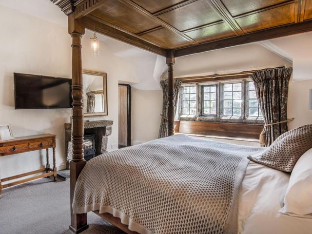 The Old Hall Inn — 7.2 km away from Kinder Scout Peak District