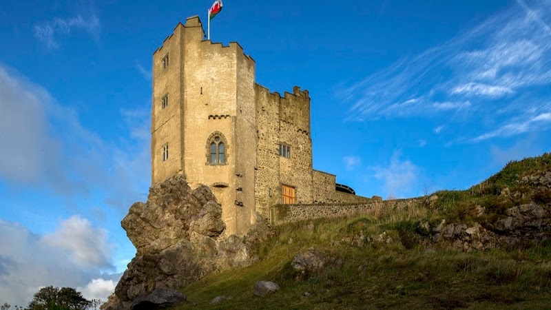 Roch Castle Hotel — Roch Castle