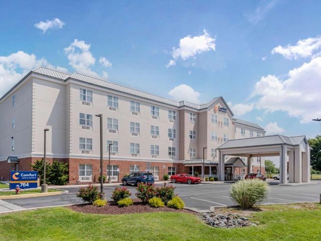 Comfort Inn & Suites Dover near Speedway — 800 m away from Firefly Music Festival