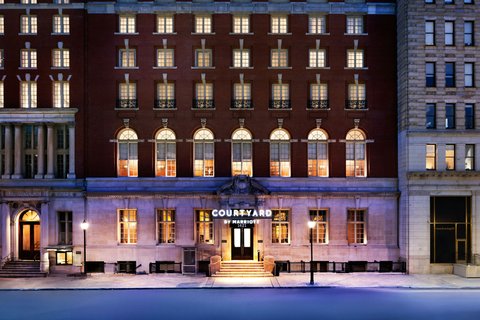 Courtyard by Marriott Philadelphia Downtown — Center City