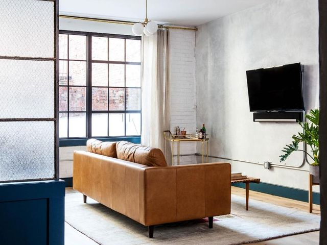 Lokal Hotel Old City — 600 m away from Liberty Bell