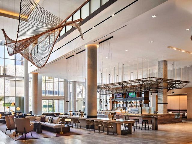 Sheraton Phoenix Downtown — 250 m away from Arizona State University