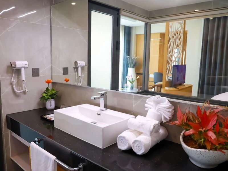 Daystar Hotel — Duong Dong