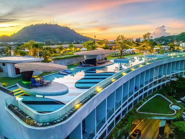 HOMA Phuket Town — 600 m away from Bangkok Hospital Phuket