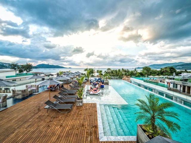 Hotel Clover Patong Phuket — 450 m away from Patong Beach