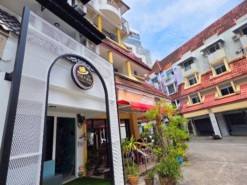 Phunaya Phuket Oldtown Hotel, Phuket