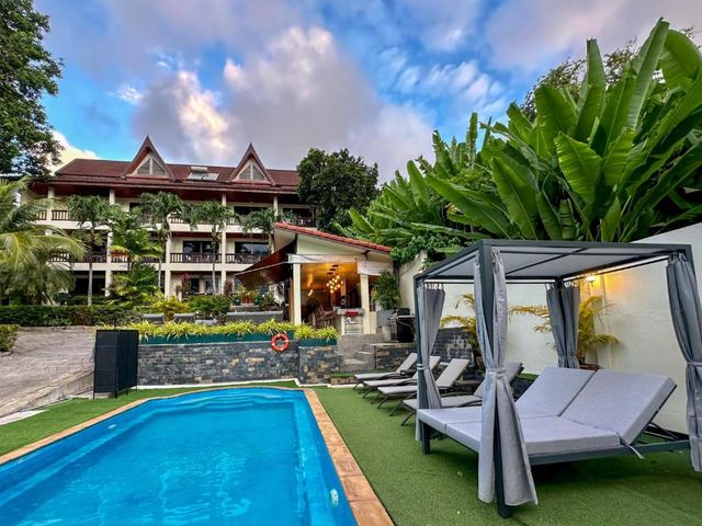Sea Hills Resort — 250 m away from Simon Cabaret