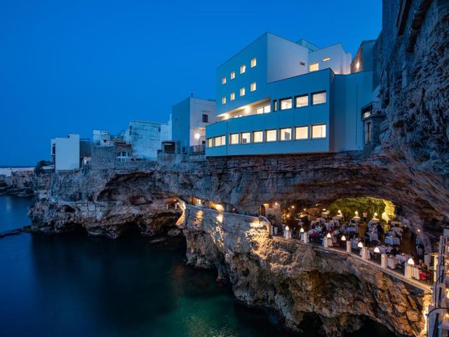 Hotel Grotta Palazzese — 100 m away from Polignano Old Town