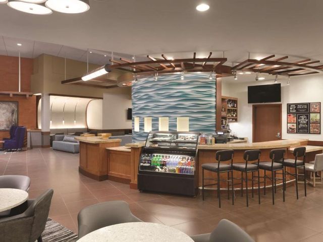 Hyatt Place Portland Airport/Cascade Station — 2.8 km from the airport