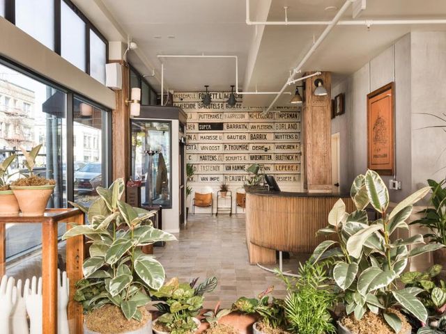 KEX Hotel — 500 m away from Oregon Convention Center