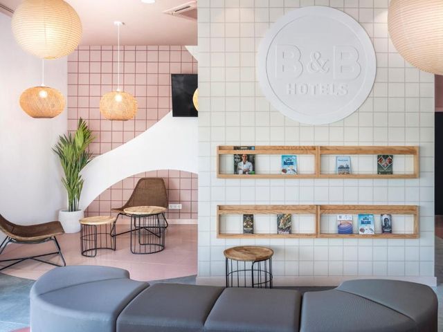 B&B HOTEL Porto Expo Aeroporto — 1.7 km from the airport