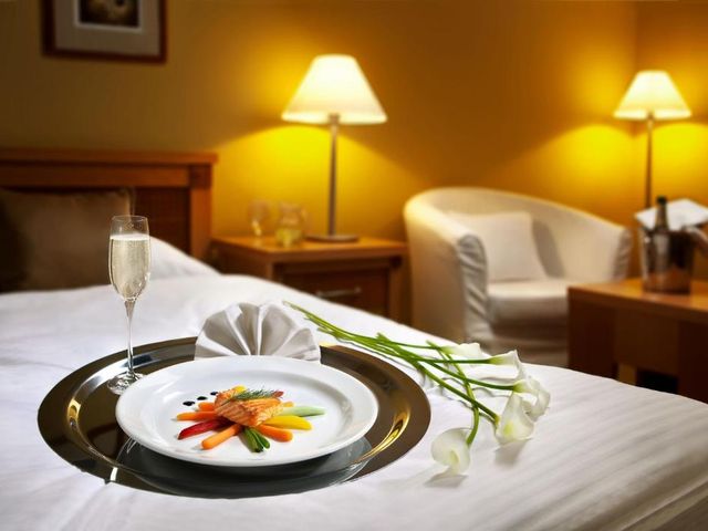 Dolce Villa — 4.6 km from the airport