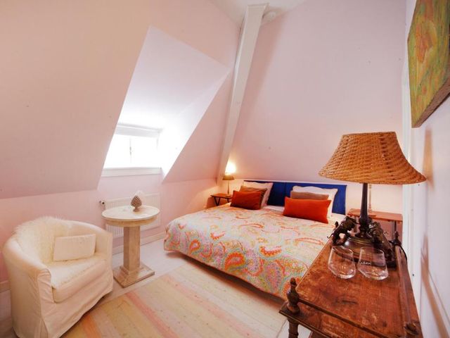 Family Hotel Okoř — 6.1 km from the airport