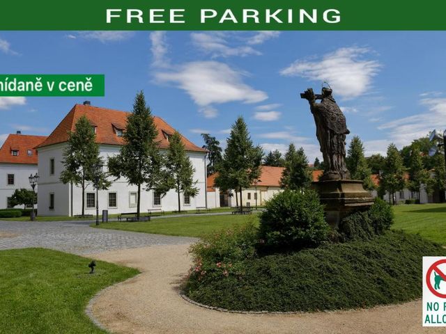 Hotel Adalbert — 6.9 km from the airport