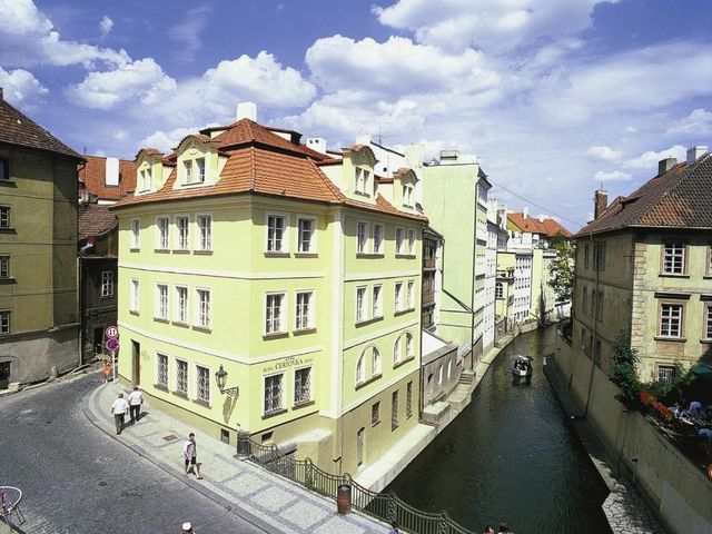 Hotel Certovka — 250 m away from Charles Bridge
