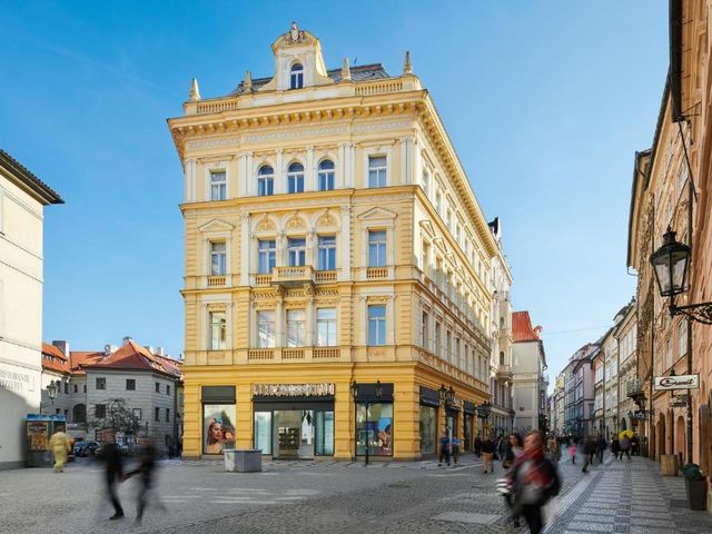 Ventana Hotel Prague — 150 m away from Old Town Square
