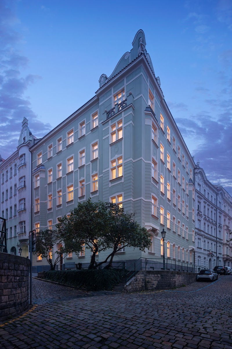 Zájezdní Hotel Prague — Malá Strana