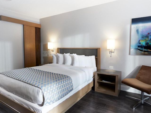 Hôtel Cofortel — 3 km from the airport