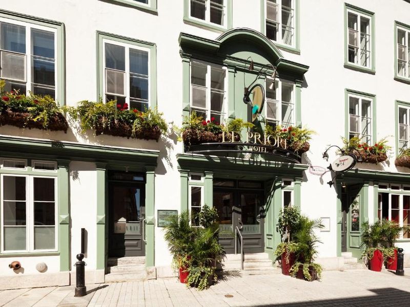 Hotel le Priori — Old Quebec