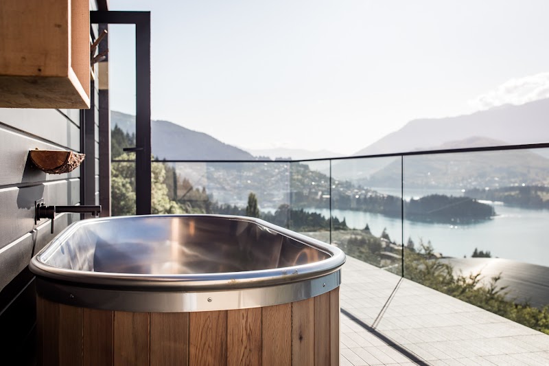 Kamana Lakehouse — Arthurs Point