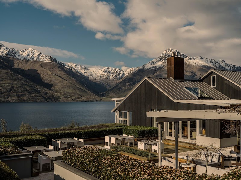 Matakauri Lodge — Glenorchy Road
