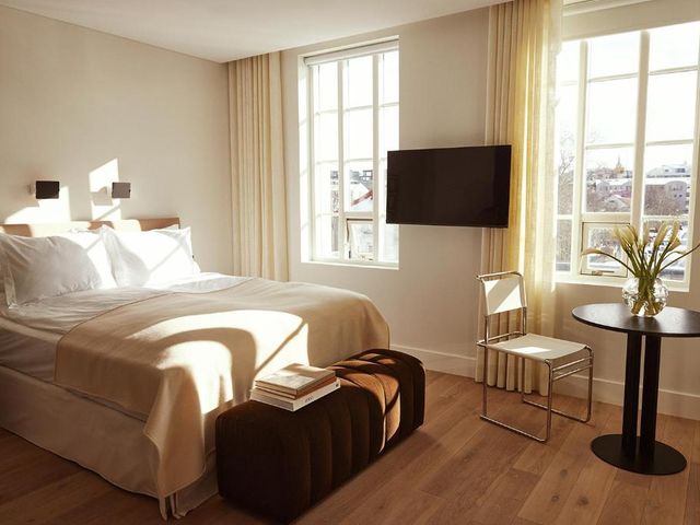 Mjólk Hotel — 400 m away from Hallgrimskirkja