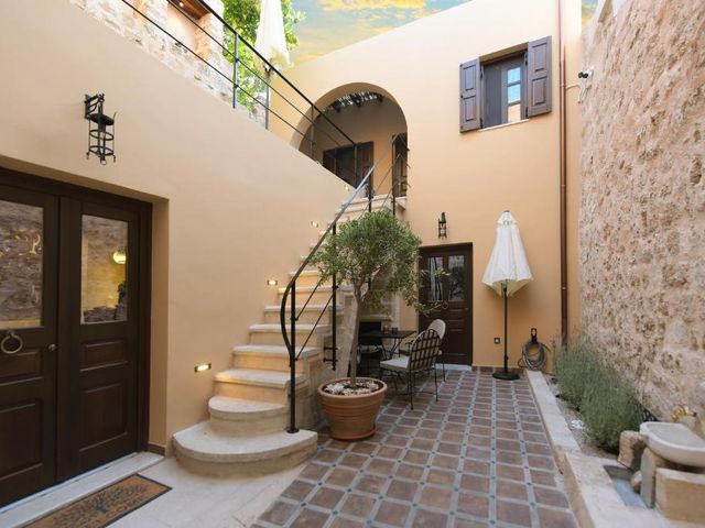 Elaia-Fos — 200 m away from Rhodes Old Town Walls