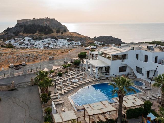 Lindos View Hotel — 600 m away from Lindos Acropolis Rhodes