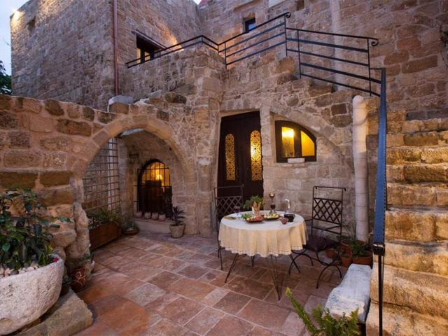 Porolithos Boutique Hotel — 200 m away from Rhodes Old Town Walls