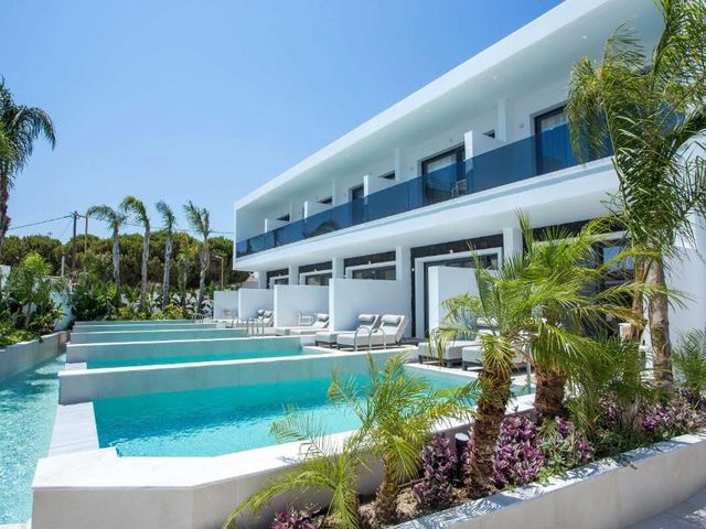 Vanik Suites — 2 km away from Anthony Quinn Bay Rhodes
