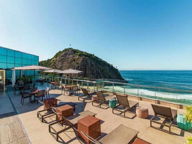 Arena Leme Hotel — 1.9 km away from Sugarloaf Mountain