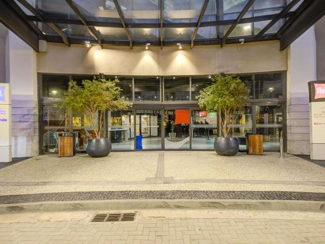 ibis budget Rio de Janeiro Nova America — 5.2 km away from UFRJ