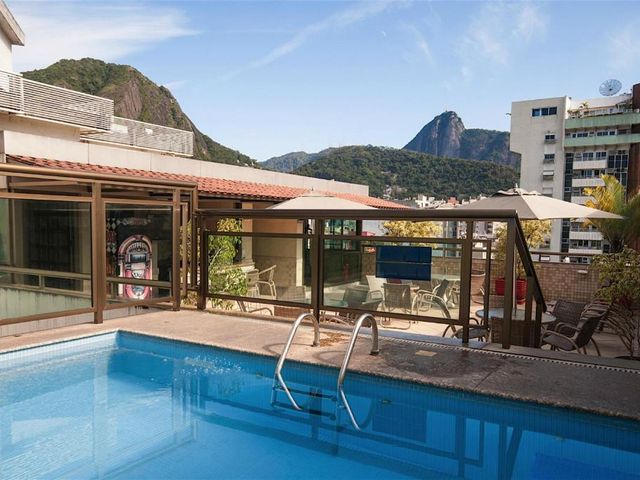 Mar Palace Copacabana Hotel — 500 m away from Copacabana Beach