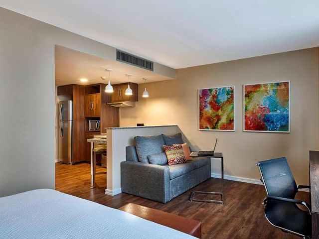 Residence Inn by Marriott Rio de Janeiro Barra da Tijuca — 1 km away from JEUNESSE Arena