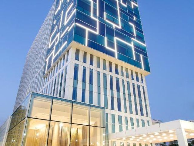 Venit Mio Hotel — 300 m away from JEUNESSE Arena