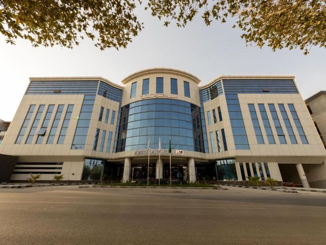 Admire Apart' Hotel — 1.3 km away from King Faisal Specialist Hospital and Research Centre