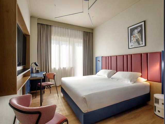 Best Western Plus Hotel Globus — 350 m away from La Sapienza University