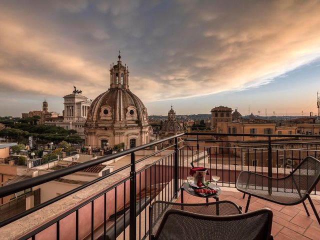 H10 Palazzo Galla — 450 m away from Roman Forum