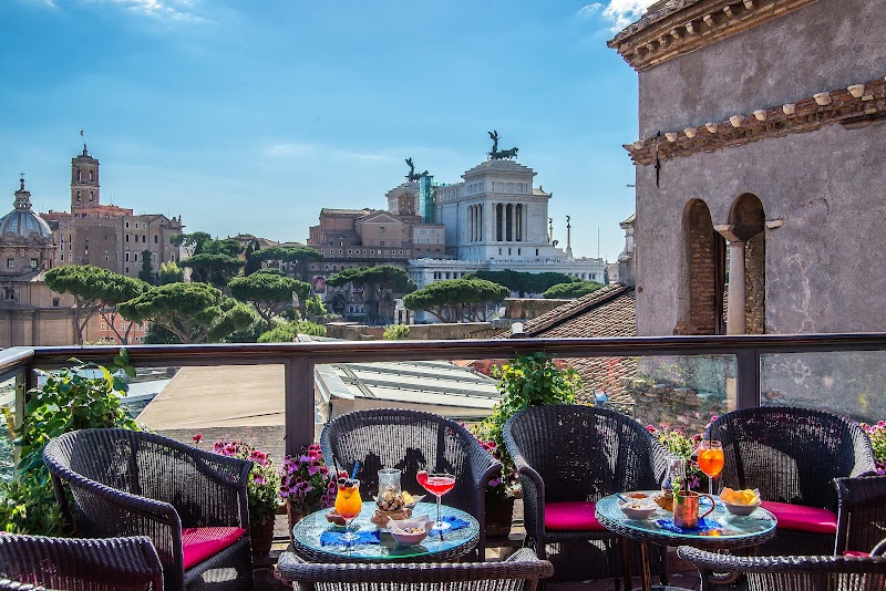 Hotel Forum — Monti — Via Tor de' Conti