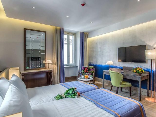 Hotel Martis Palace — 350 m away from Pantheon