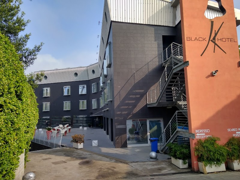 Hotel Nero Roma — Monti — Via dei Capocci