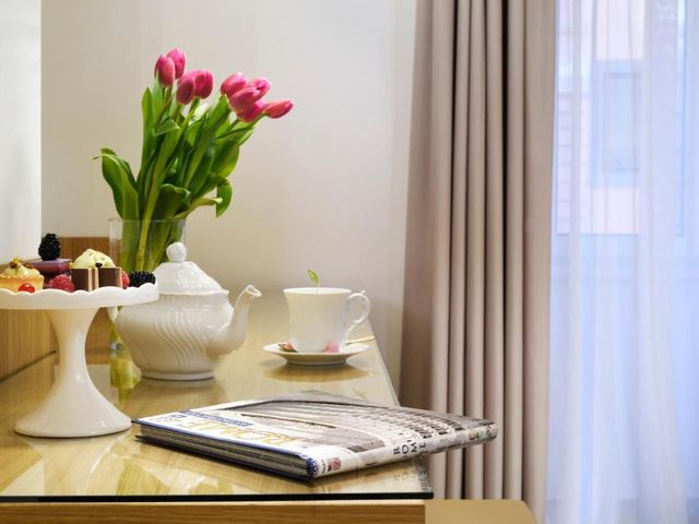 Magica Luna Boutique Hotel - Roma — 600 m away from Borghese Gallery