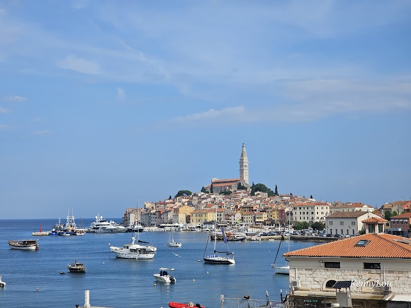 Hotel Delfin — Punta Corrente / Bay