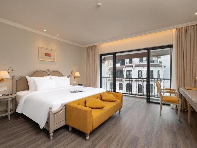 Hotel Montmartre de Sapa - Newly Opened April 2026 — 800 m away from Sapa Rice Terraces