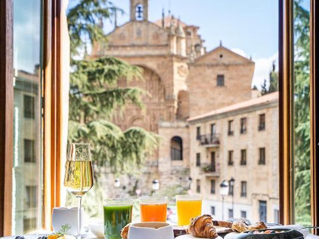 Grand Hotel Don Gregorio — 250 m away from Salamanca University