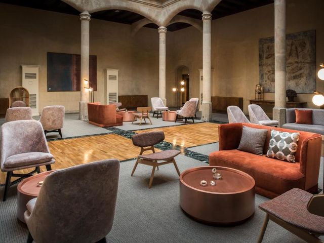 NH Collection Salamanca Palacio de Castellanos — 250 m away from Salamanca University