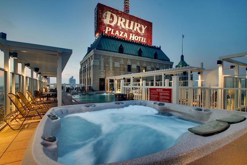 Drury Plaza Hotel San Antonio Riverwalk — Downtown / River Walk