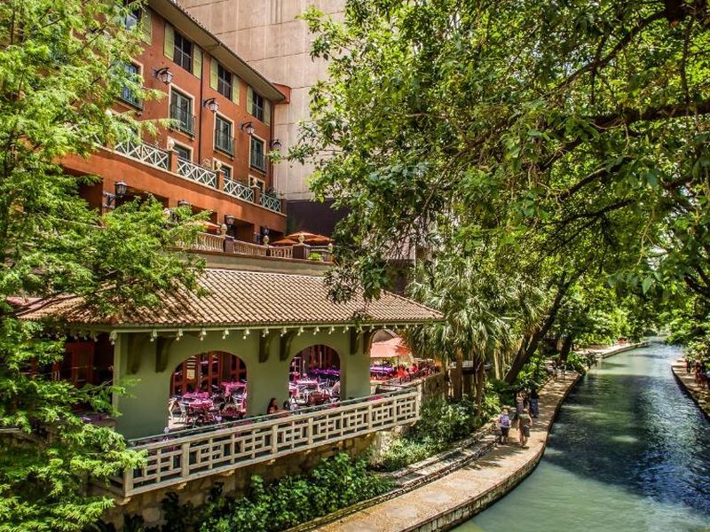 Hotel Valencia Riverwalk — Downtown - Riverwalk