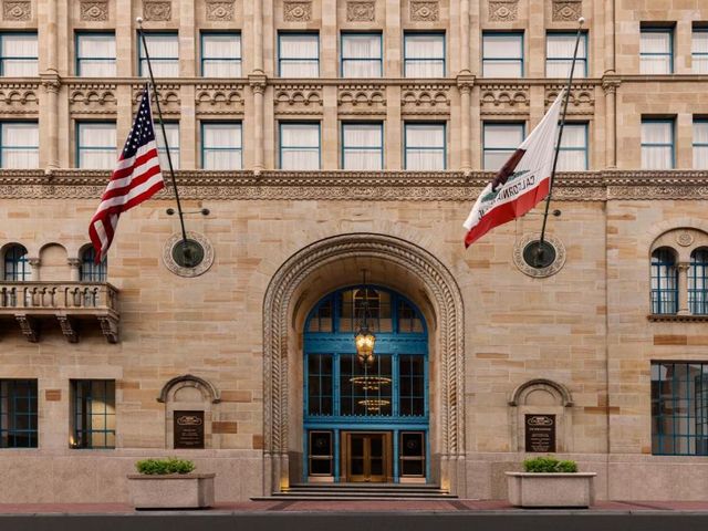 Courtyard by Marriott San Diego Downtown — 1.9 km away from Balboa Park