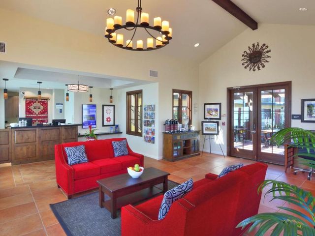 Lamplighter Inn & Suites at SDSU — 1.5 km away from San Diego State University